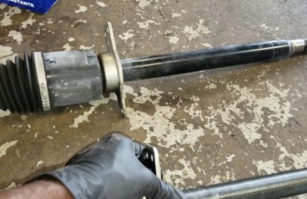 Dodge Stratus Axle at San Diego 92135 CA