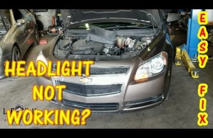 2006 Dodge Stratus Headlight at Los Angeles 90054 CA