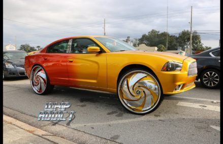 WhipAddict: Kandy Blue Dodge Charger on Forgiato 32s, Yellow/Orange Charger on DUB 30s Near 30354 Atlanta GA