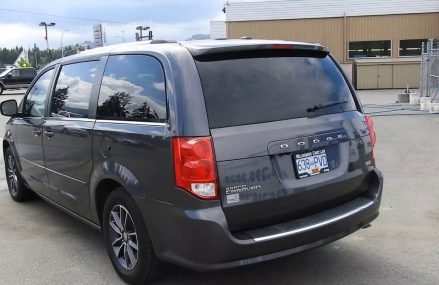 2017 Dodge Grand Caravan Premium Plus DVD NAV, Leather at Woodgrove Chrysler in Nanaimo! Local Morris 47033 IN