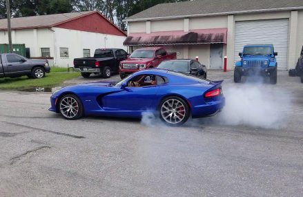 Dodge Viper Burnout in Whittemore Speedway, Whittemore, Michigan 2018