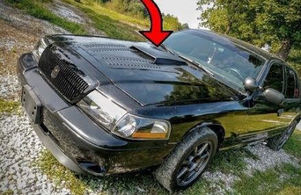 Installing a Mustang GT Hood Scoop on my Ford Crown Victoria Locally At 48184 Wayne MI