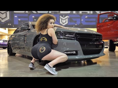 Women's AFFECTIONATE Love For AMERICAN Muscle Cars 2018