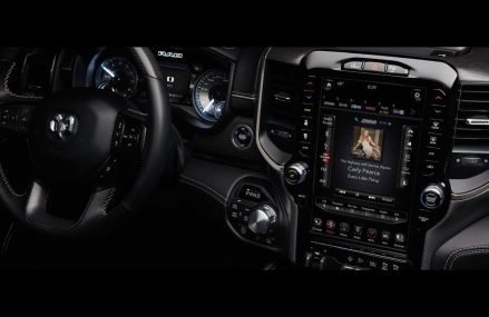 DODGE RAM LARAMIE UCONNECT 12″ REVIEW:  MAKE AMERICAN TOUCHSCREENS GREAT AGAIN!!! Near 70096 Westwego LA