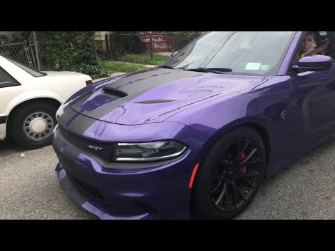 THE GIRL WITH THE PLUM CRAZY CHARGER HELLCAT 2018