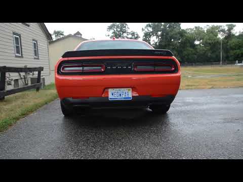 2017 Dodge Challenger SRT Hellcat Stock Exhaust Cold Start 2021